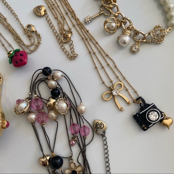 Betsey Johnson & Juicy Couture Watch Necklace Bracelet Bundle - Picture 3 of 4